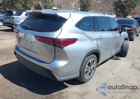 2021 Toyota Highlander Xle from USA, damaged, VIN 5TDHZRAH4MS033443